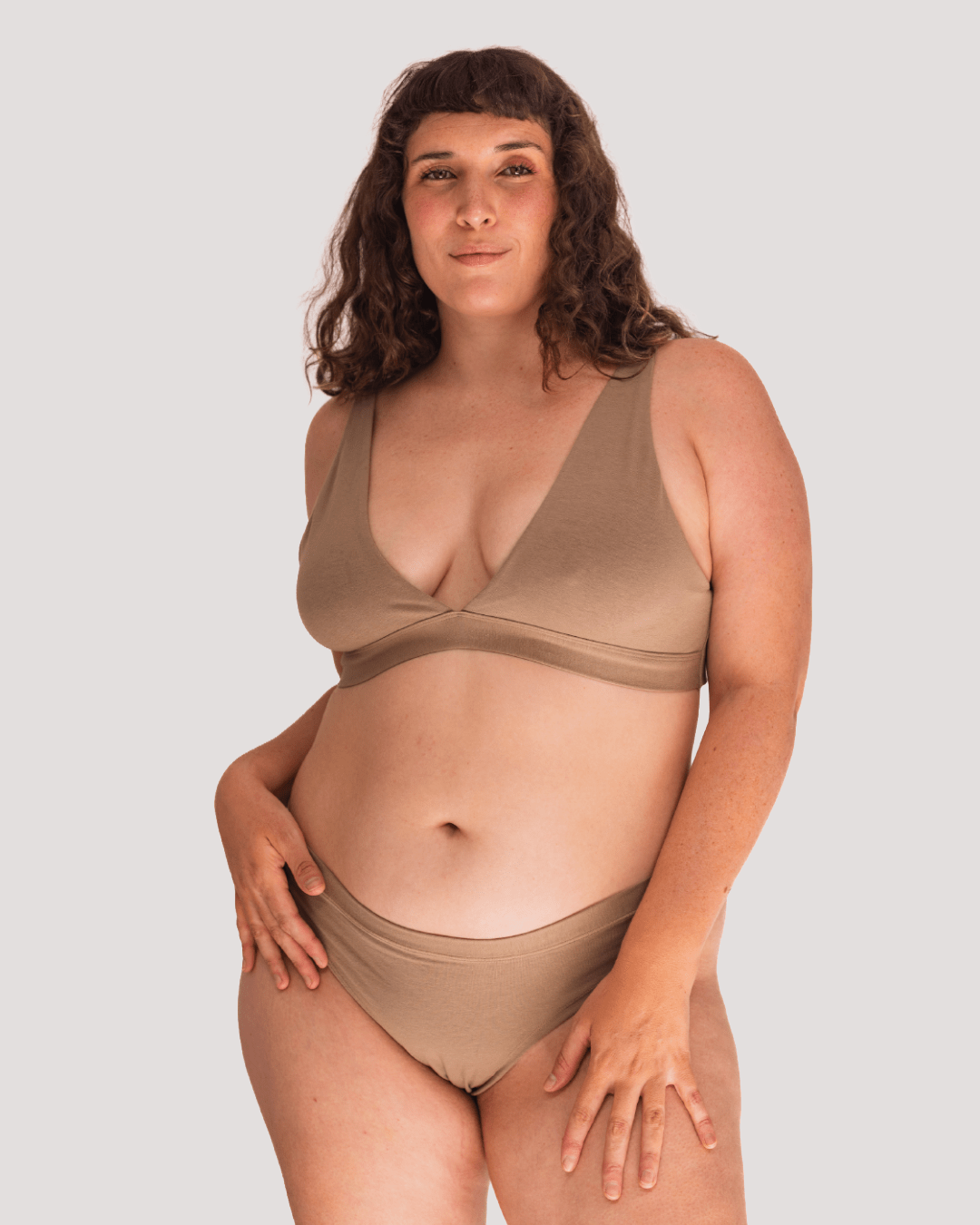 Peto Algodón Orgánico - Escote en V Taupe - Ria Underwear